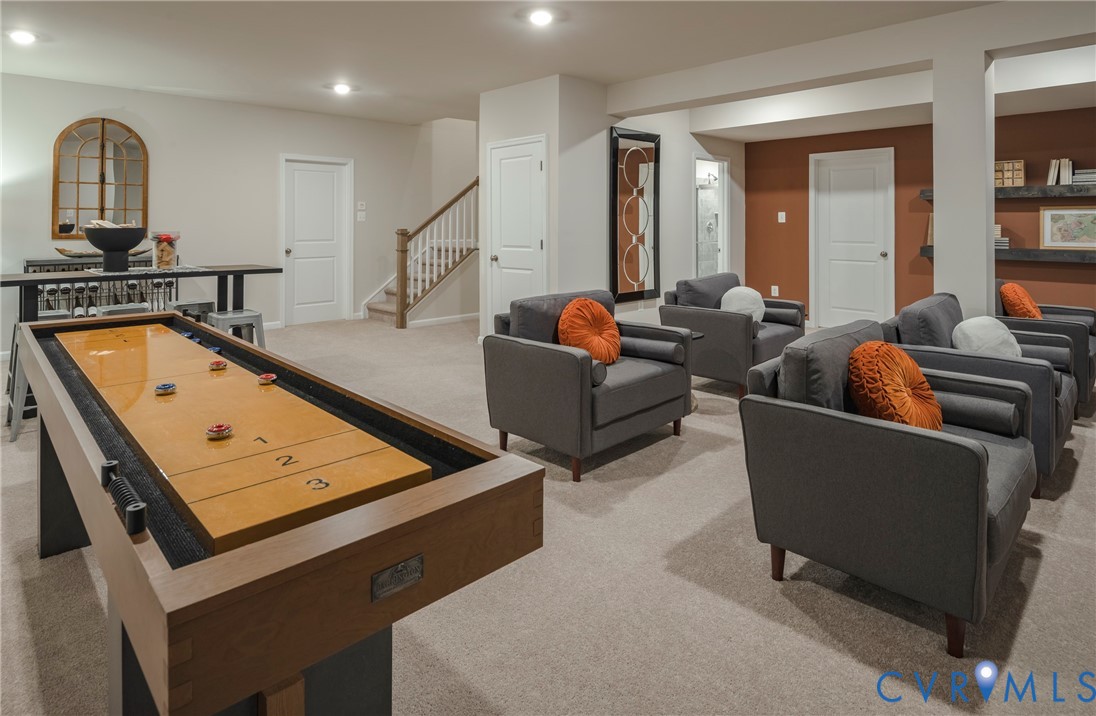 8748 Centerline Dr