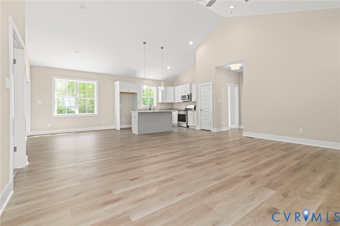 7566 Prince Edward Hwy