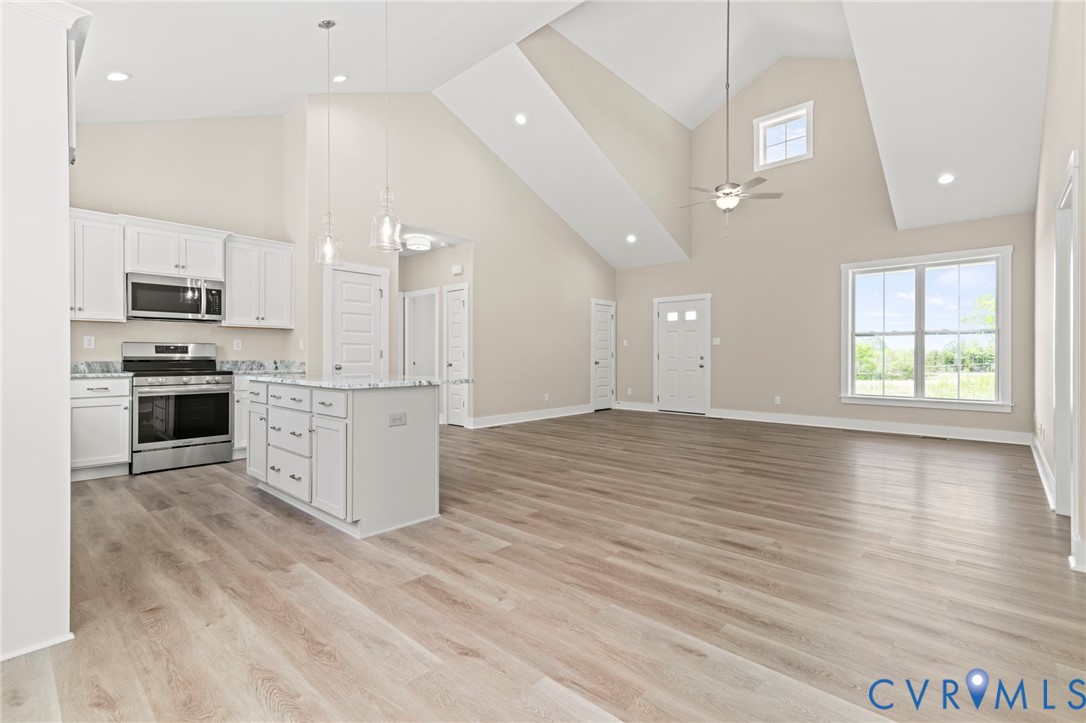 7566 Prince Edward Hwy