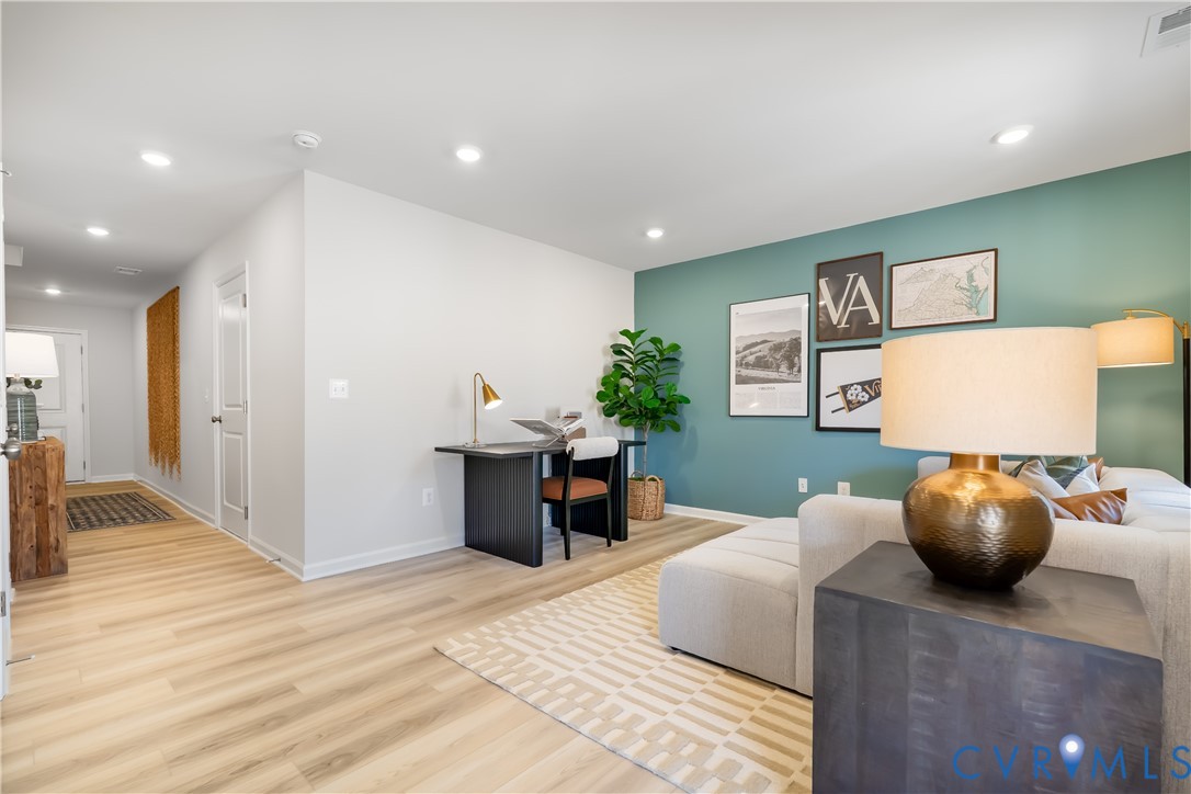 8748 Pioneer Hill Dr