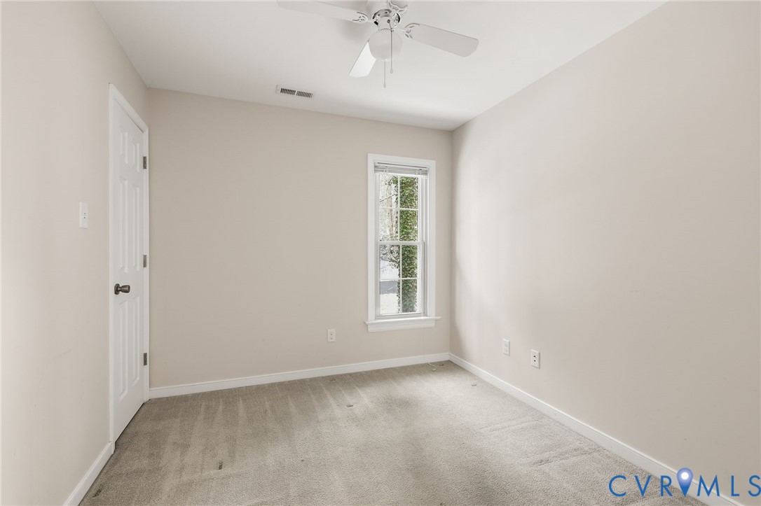 3212 Fox Chase Dr
