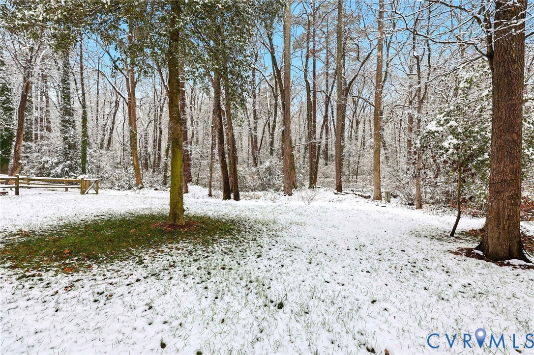 3212 Fox Chase Dr