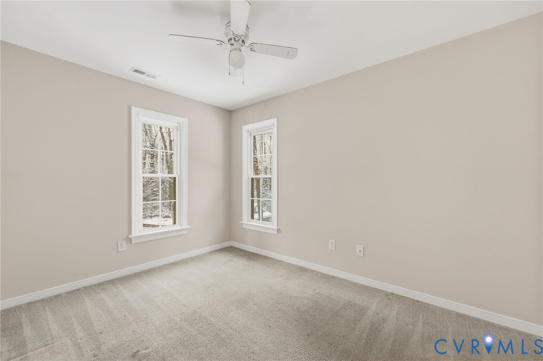 3212 Fox Chase Dr