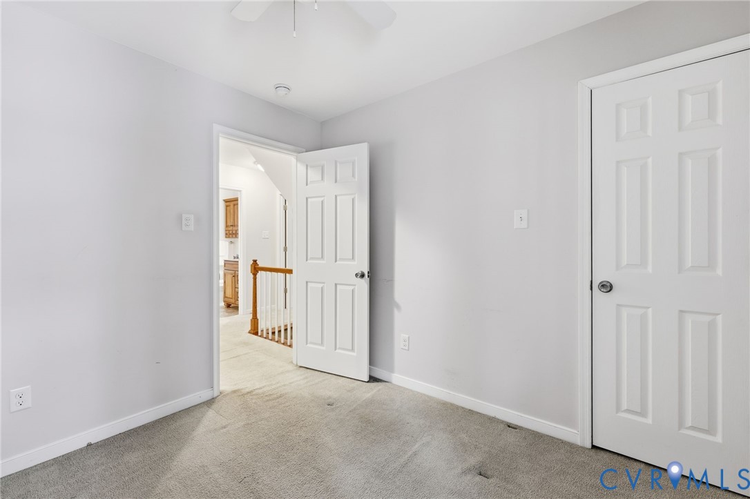 3212 Fox Chase Dr