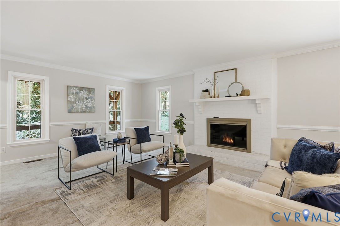3212 Fox Chase Dr