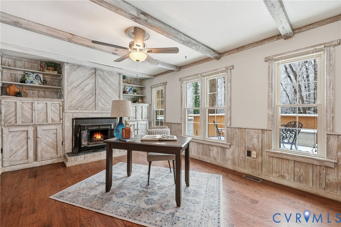 3212 Fox Chase Dr