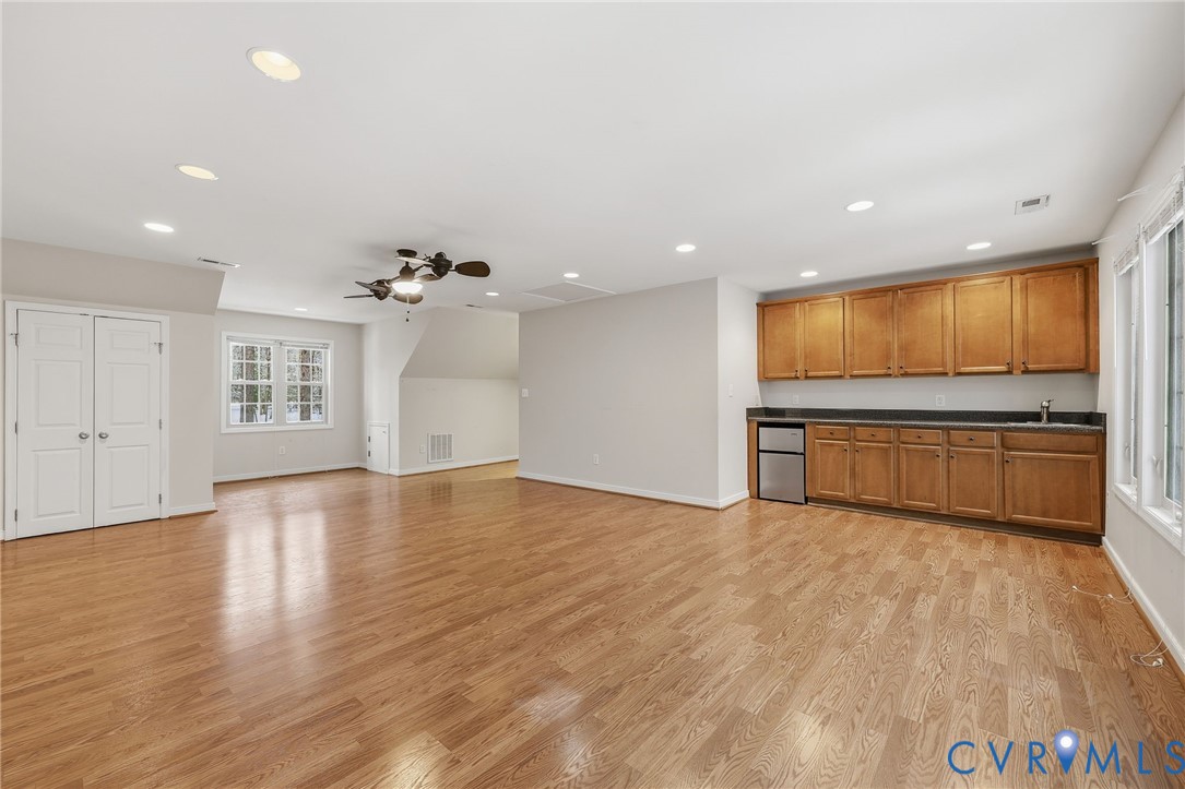 3212 Fox Chase Dr