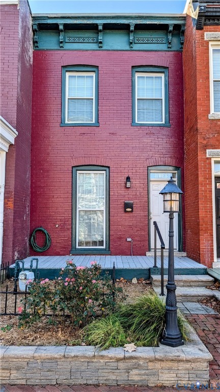 11 W Leigh St