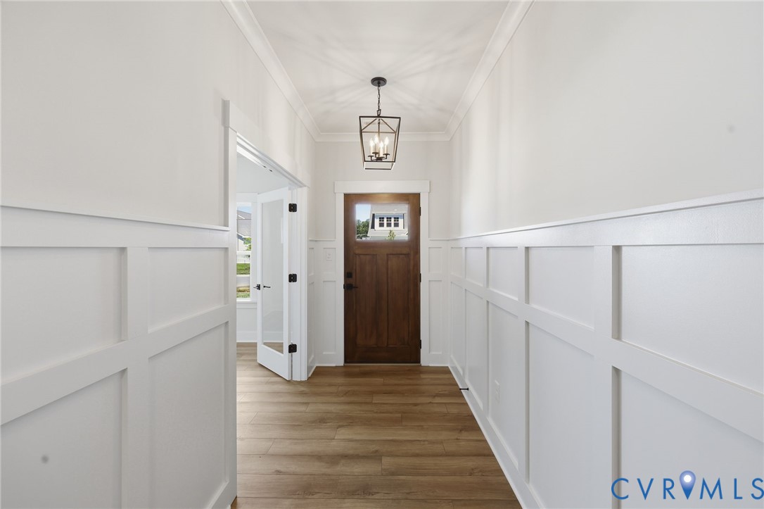 8525 Chimney Rock Dr