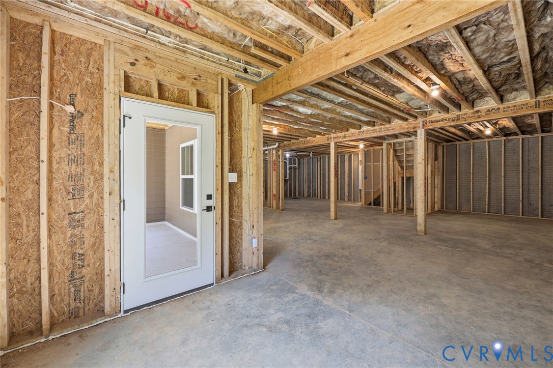 8525 Chimney Rock Dr