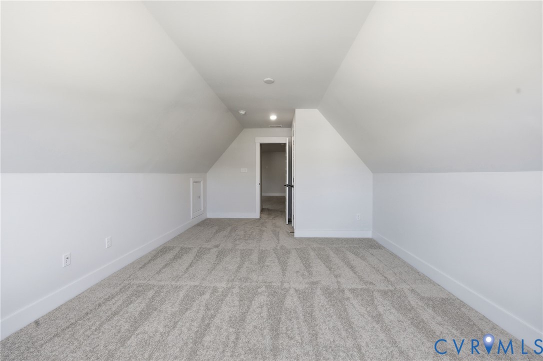 8525 Chimney Rock Dr