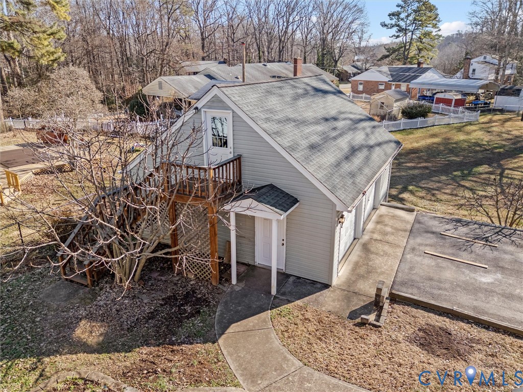 8411 Lyndale Dr