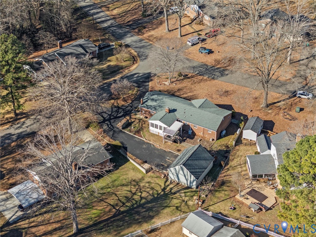 8411 Lyndale Dr