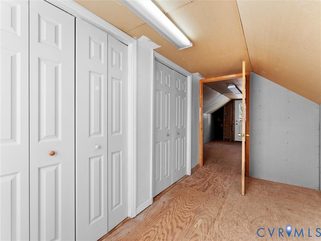 8411 Lyndale Dr
