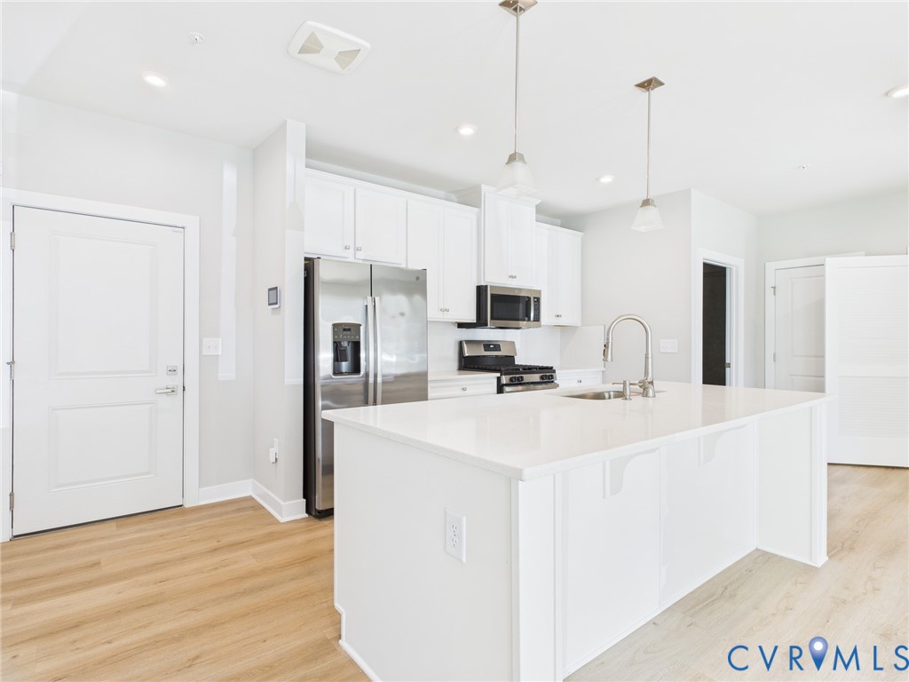 6601 Citory Way Unit#101