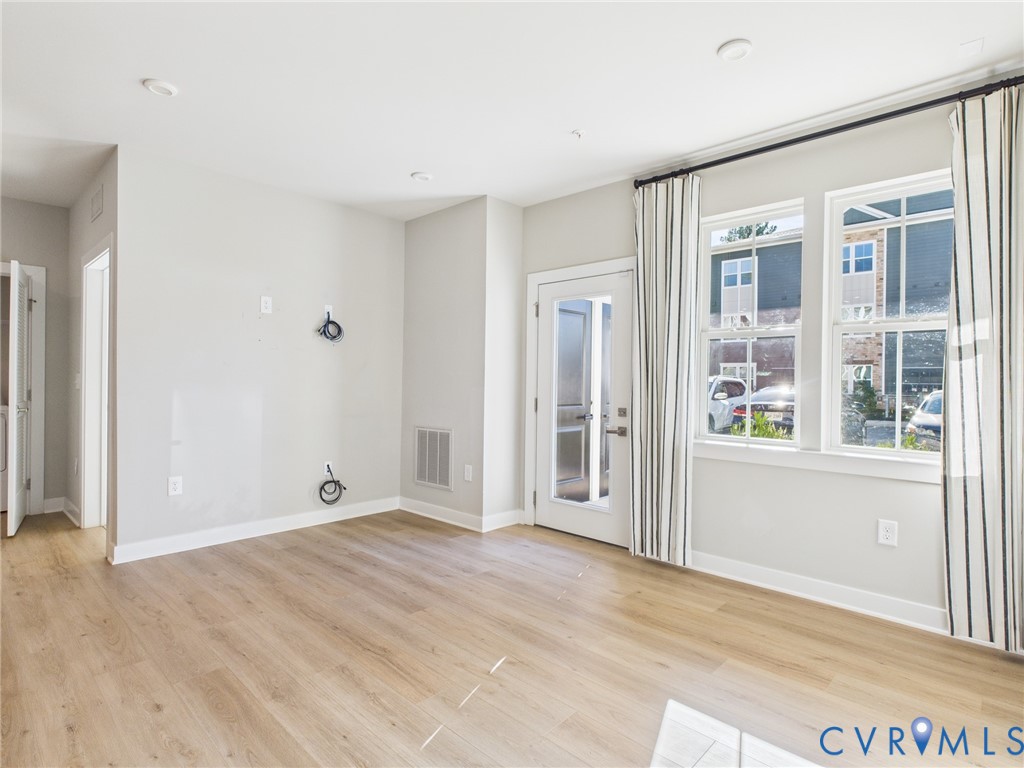 6601 Citory Way Unit#101