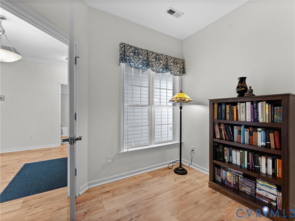 4248 English Holly Cir