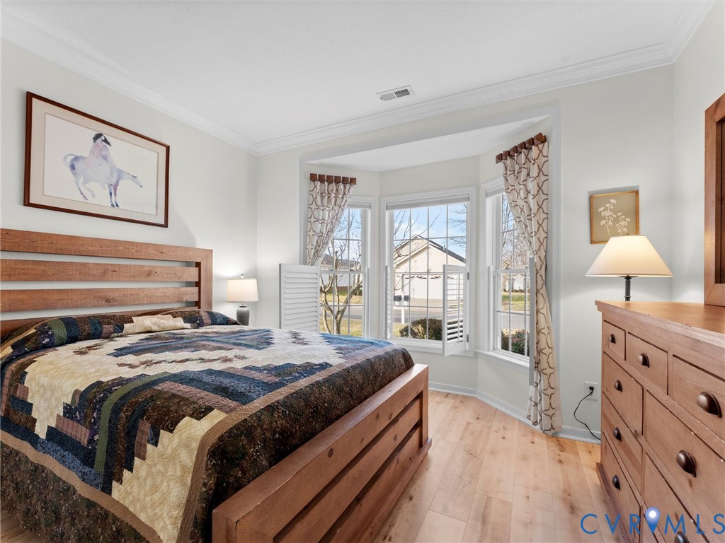 4248 English Holly Cir