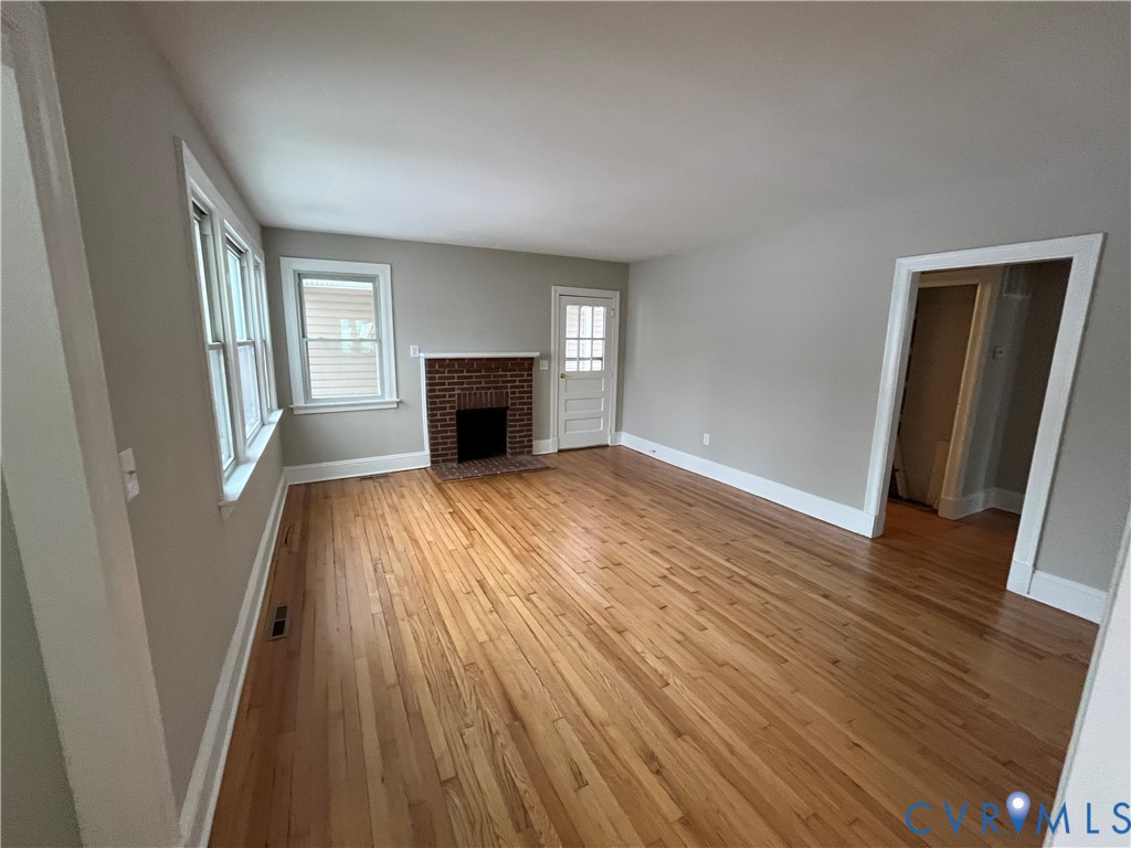 412 W 4th St