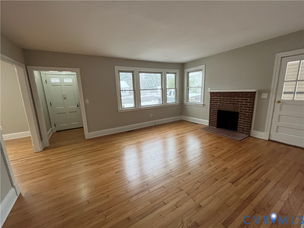 412 W 4th St