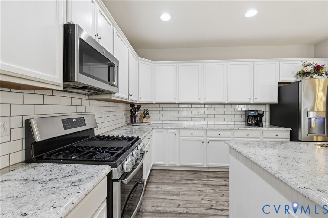 6932 Desert Candle Dr
