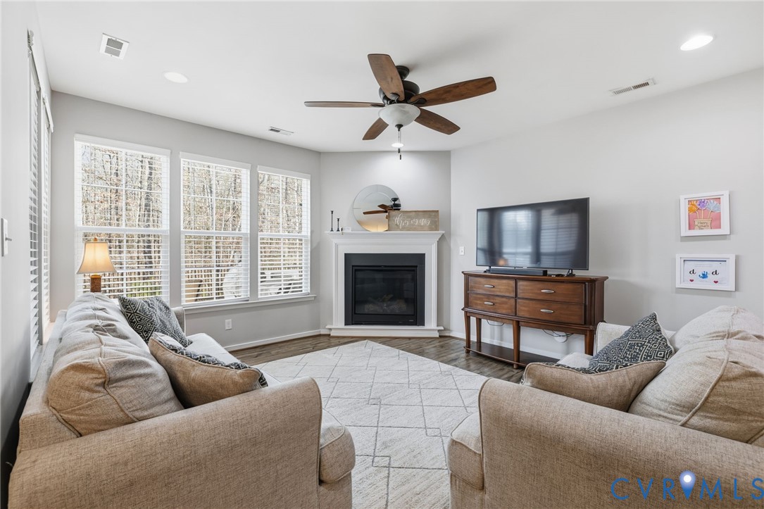 6932 Desert Candle Dr