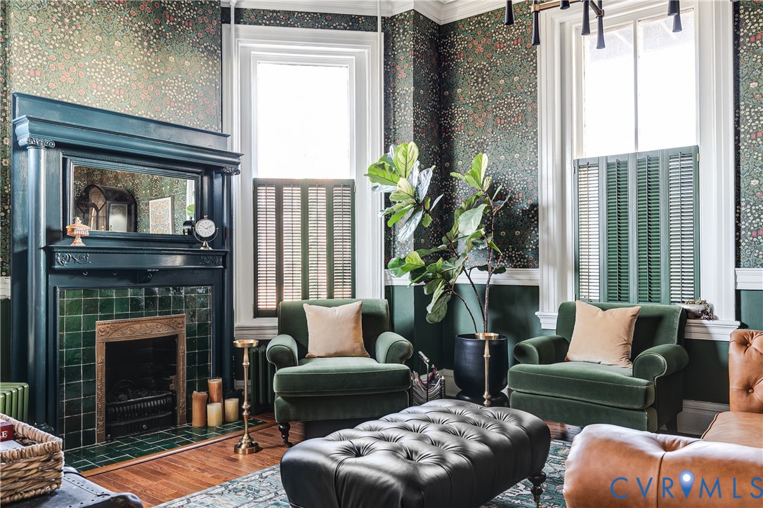 2002 Princess Anne Ave