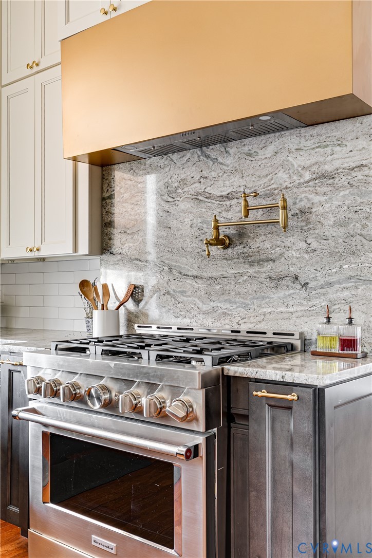 2002 Princess Anne Ave