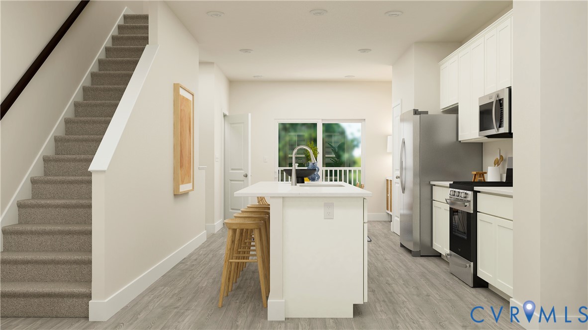 6033 Blue Iris Rd