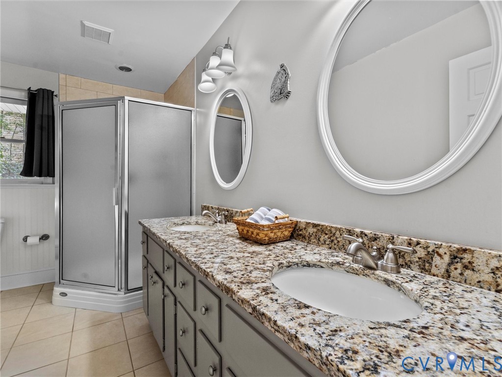 9341 Cardiff Loop Rd