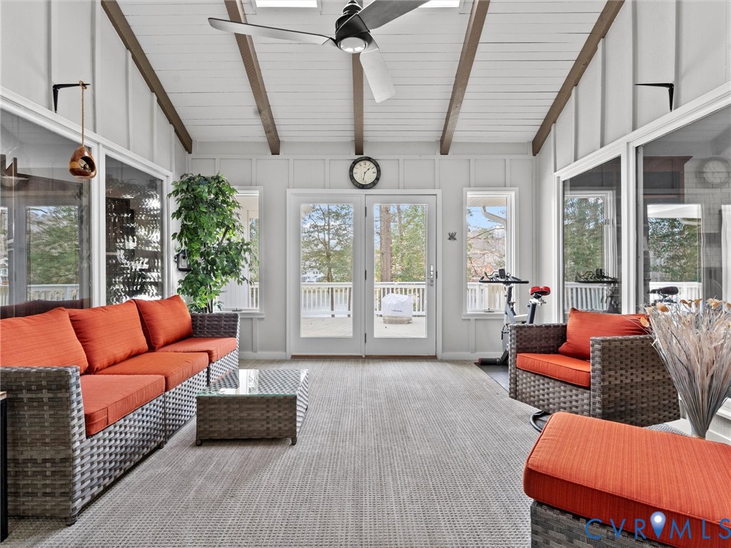 9341 Cardiff Loop Rd