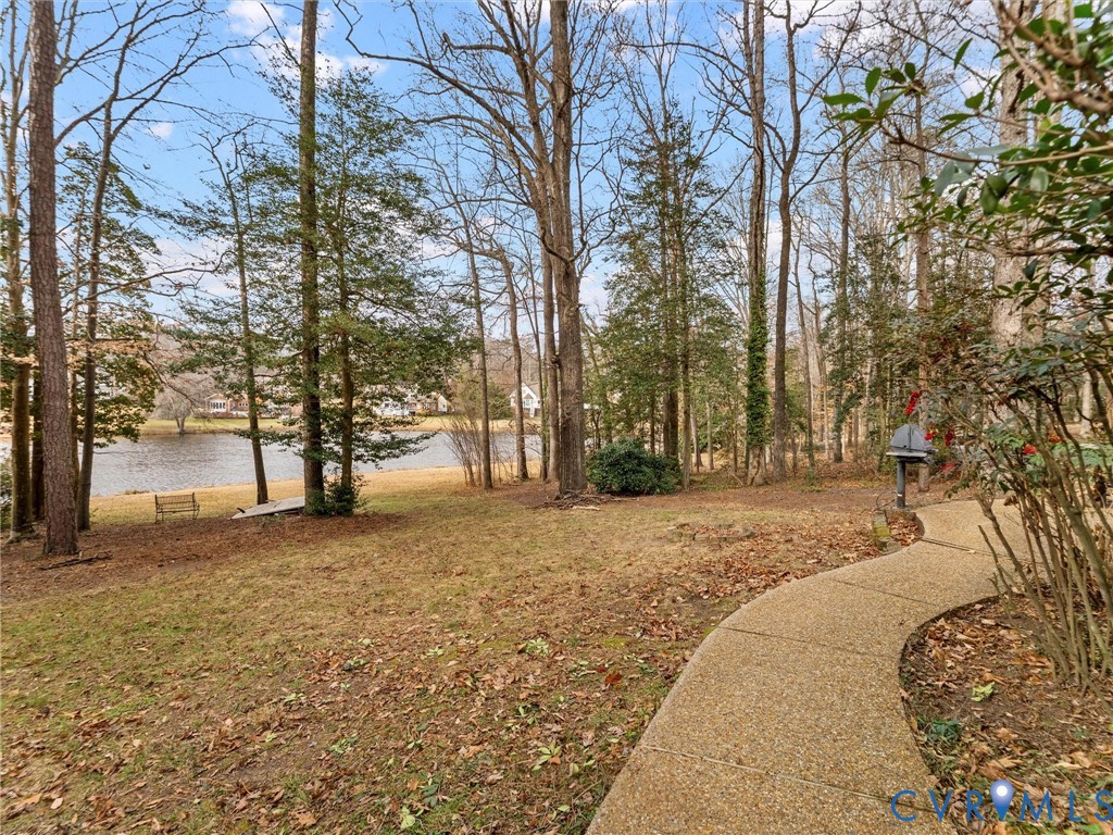 9341 Cardiff Loop Rd