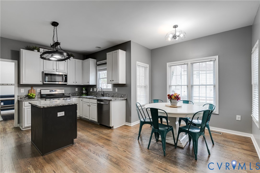 10210 Slidingrock Dr