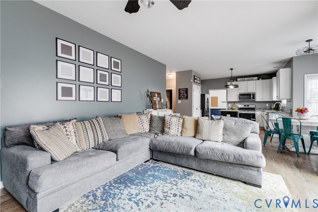 10210 Slidingrock Dr