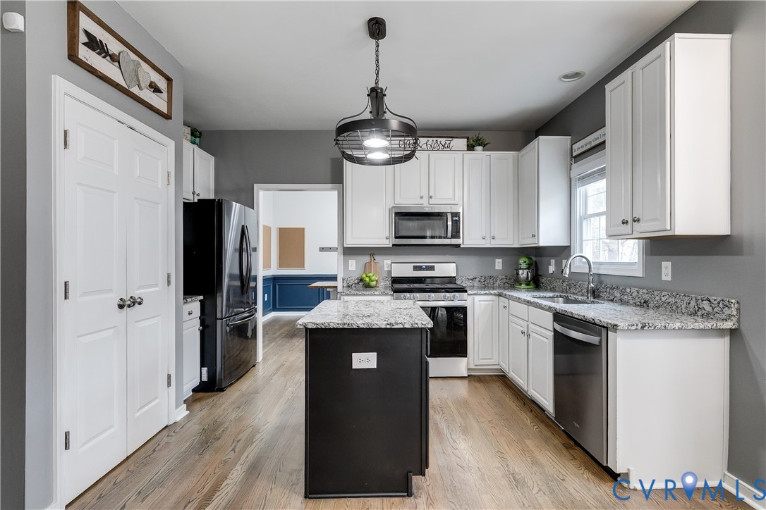 10210 Slidingrock Dr