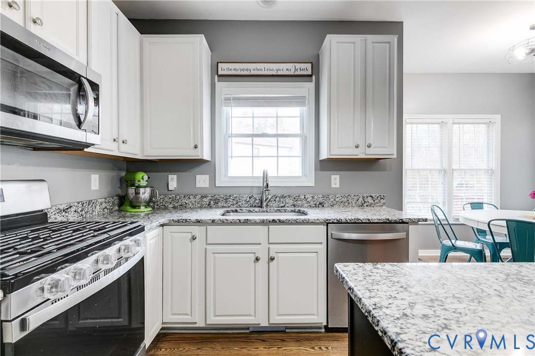 10210 Slidingrock Dr