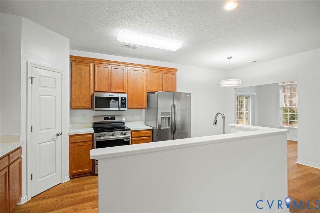 6531 Legacy Park Dr