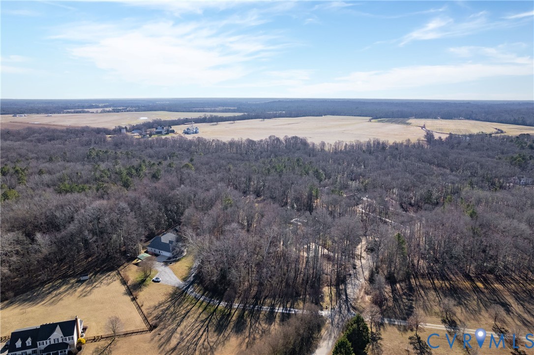1943 Retreat Dr