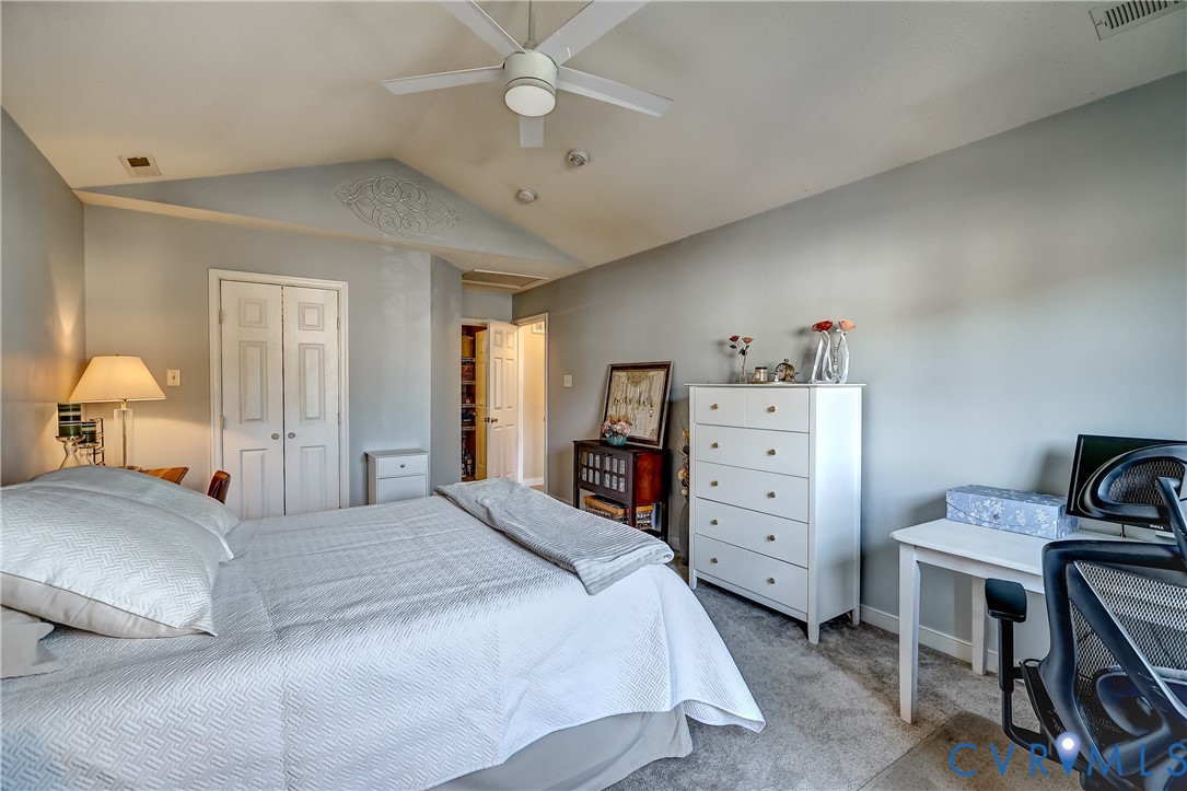 4688 Twin Hickory Lake Dr