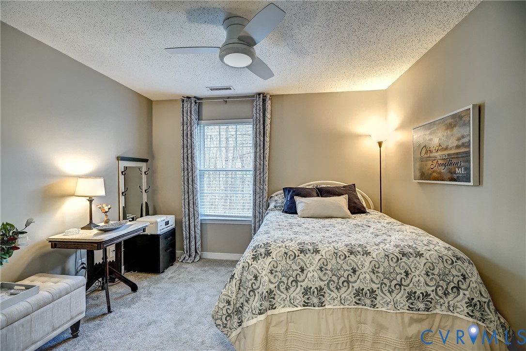 4688 Twin Hickory Lake Dr