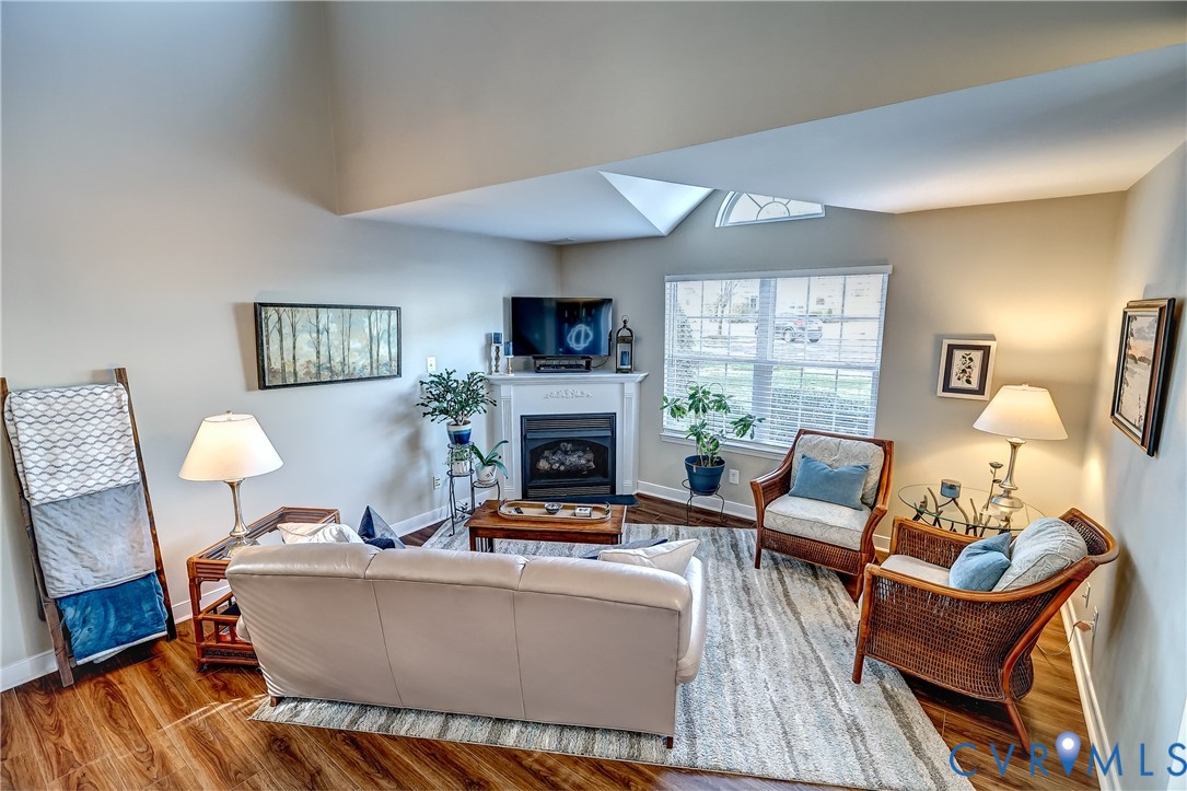 4688 Twin Hickory Lake Dr