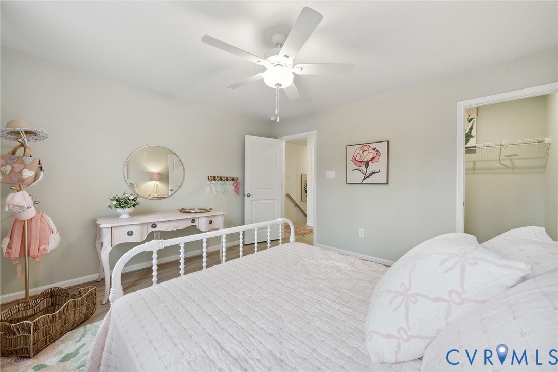 6468 Quinlynn Pl