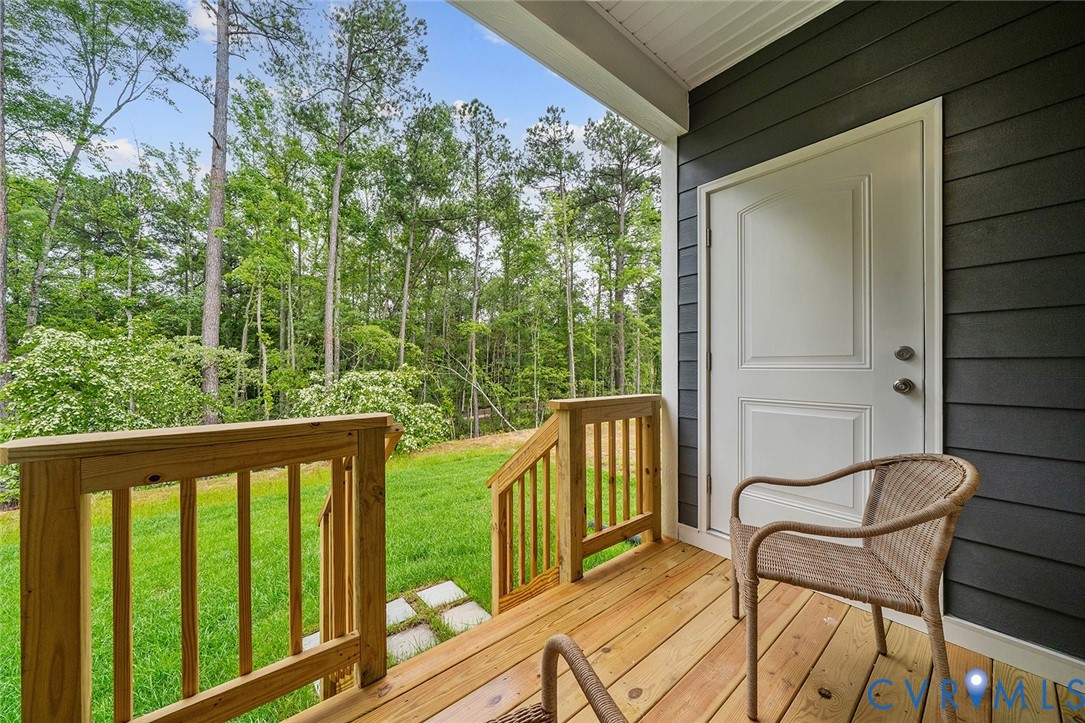 6468 Quinlynn Pl