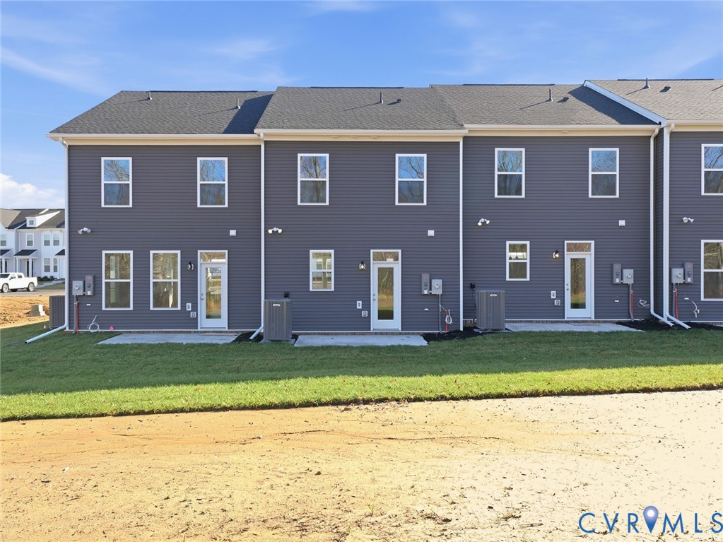 332 Mt. McCauley Way