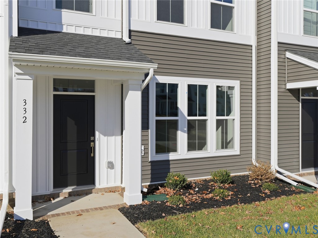 332 Mt. McCauley Way
