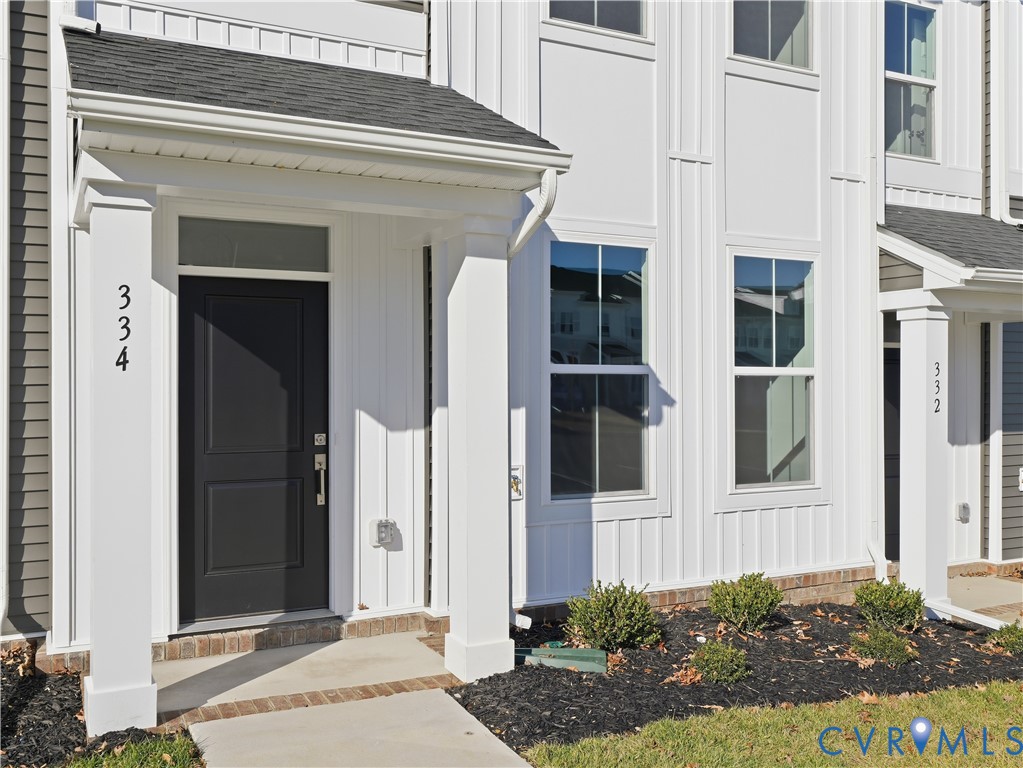 334 Mt. McCauley Way