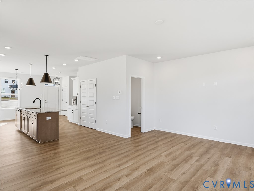 330 Mt McCauley Way