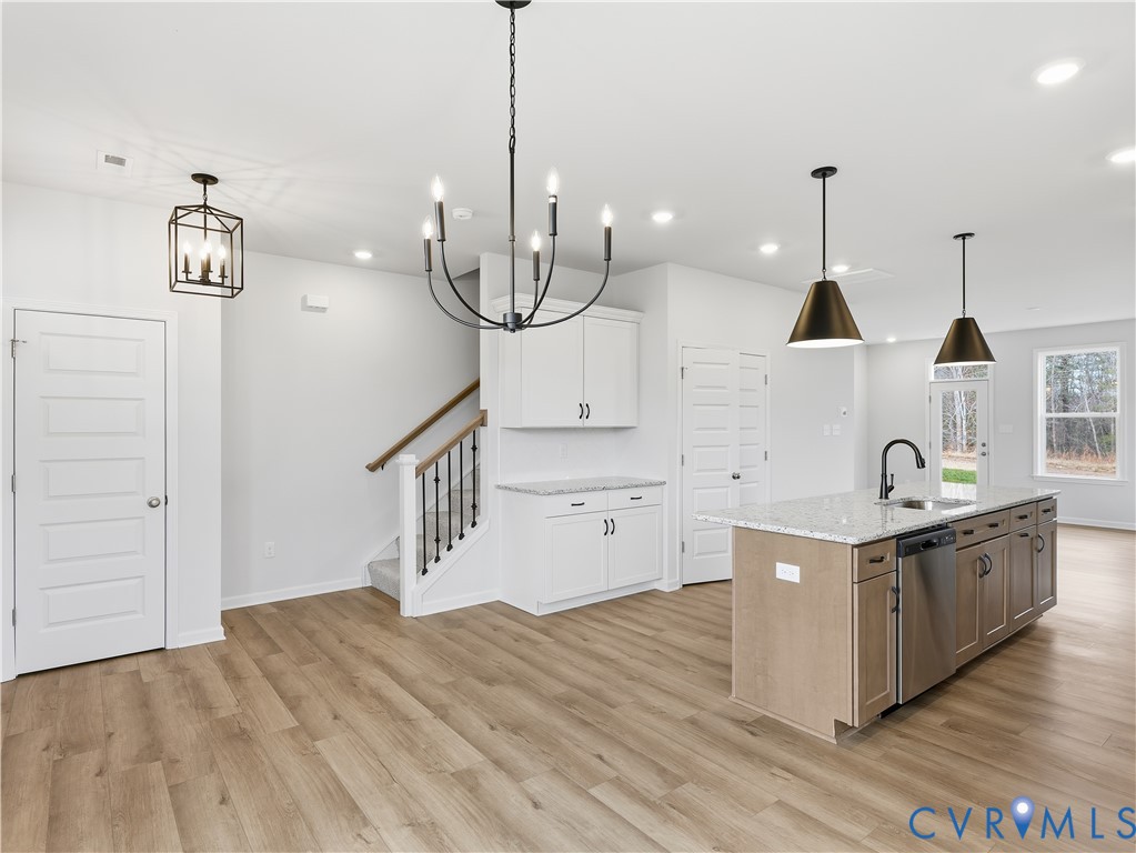 330 Mt McCauley Way