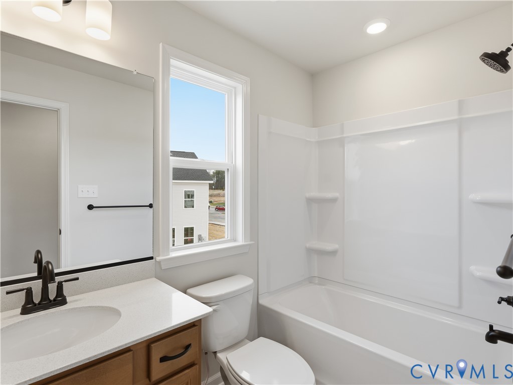 330 Mt McCauley Way