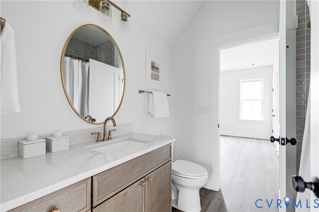1827 W Cary St Unit#D